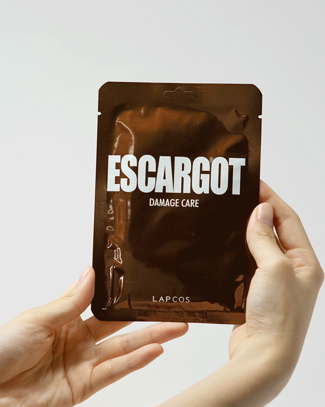 Daily Escargot sheet mask with snail mucin for skin barrier repair. 
