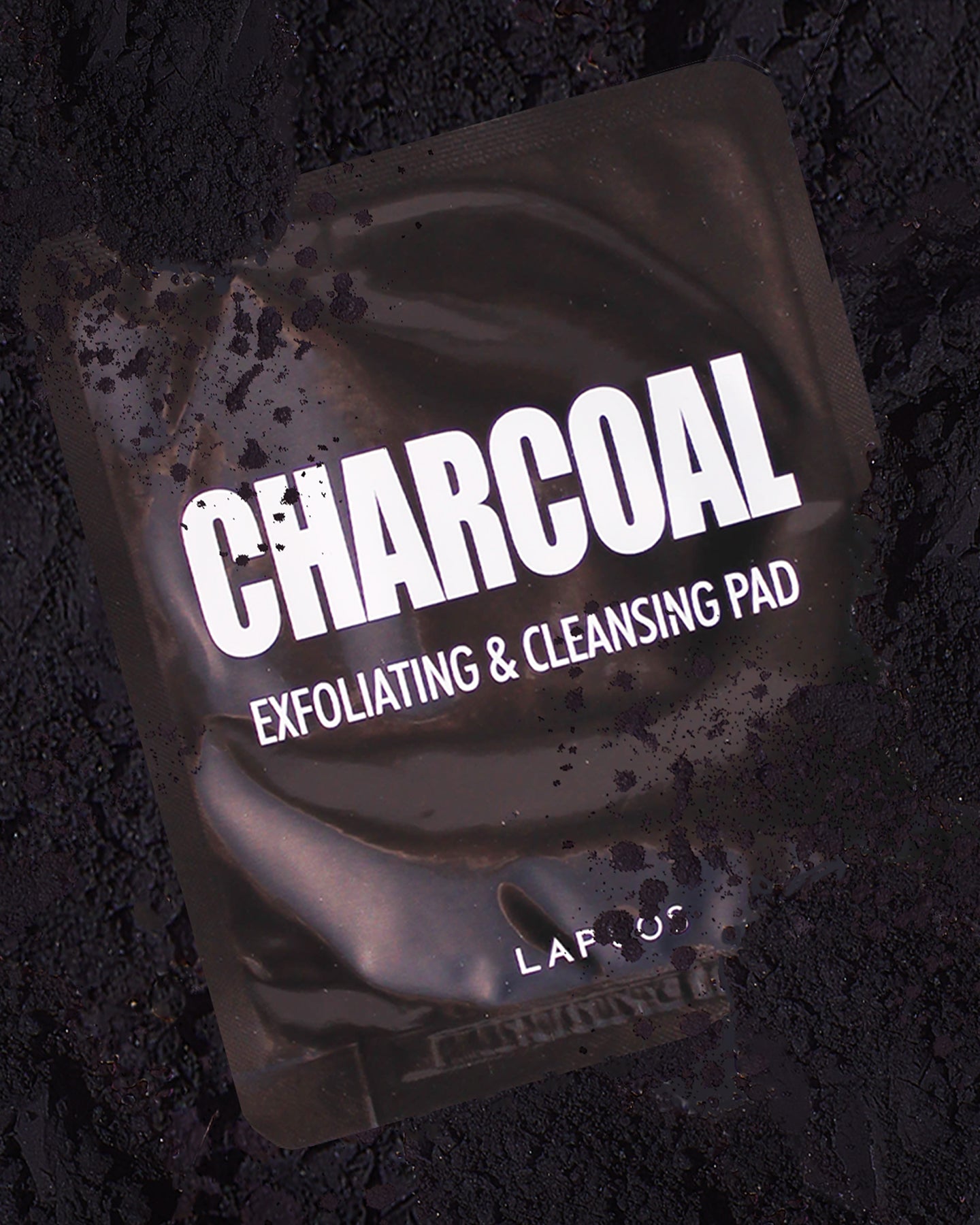 LAPCOS CHARCOAL EXFOLIATING AND CLEANSING PAD 